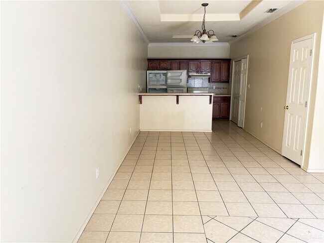 Foto del edificio - 1416 W Prosperity Dr
