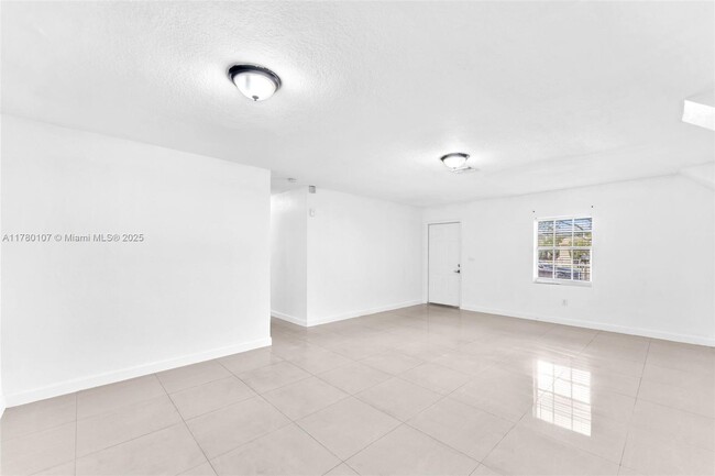 Building Photo - 15901 NW 18th Ct