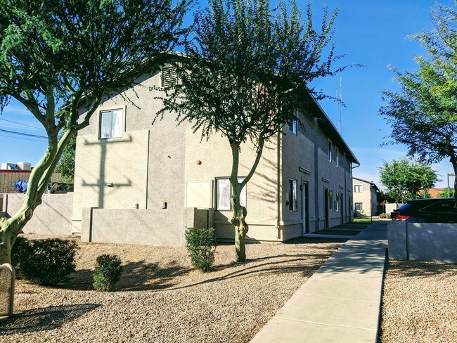 Foto del edificio - 5010 N 22nd Ave