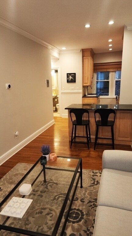 Building Photo - 18 US-1