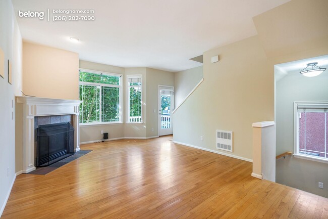 Building Photo - 1422 NW 60th St
