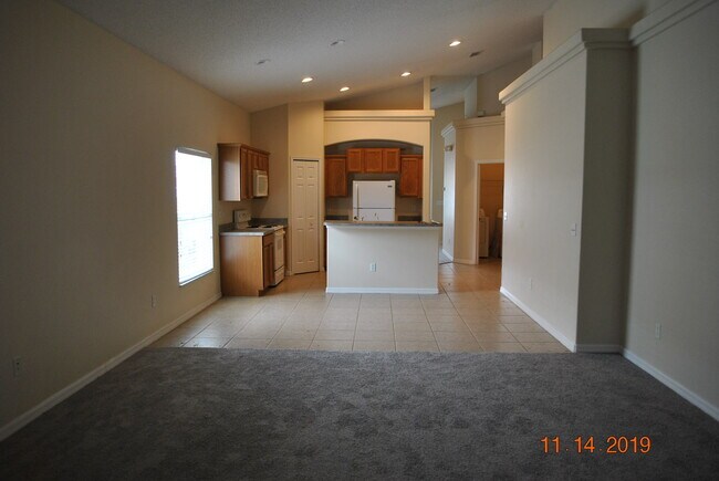 Foto del edificio - 16719 Hidden Spring Dr