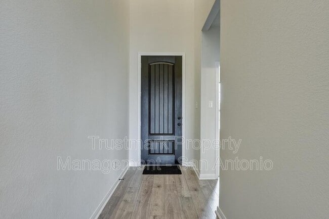 Building Photo - 9007 Shady Mountain