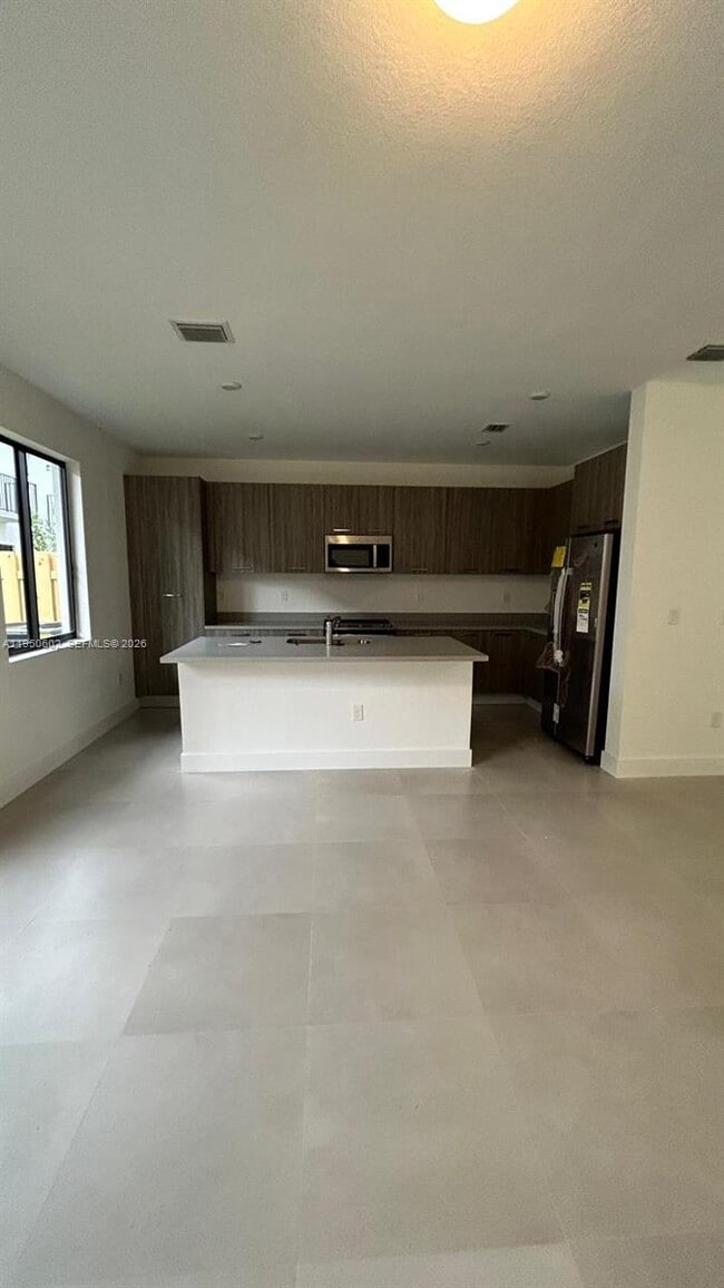 Building Photo - 13644 SW 157th Ct