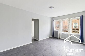 Building Photo - 6228 S Western Ave