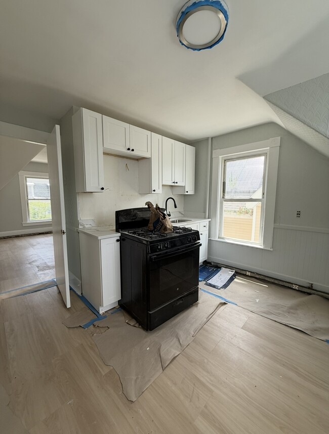 Building Photo - 48 Hamilton Ave