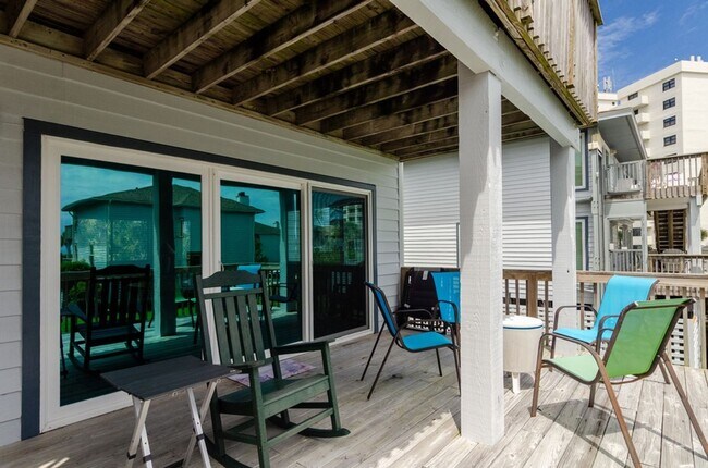 Building Photo - 9 Sea Oats Ln
