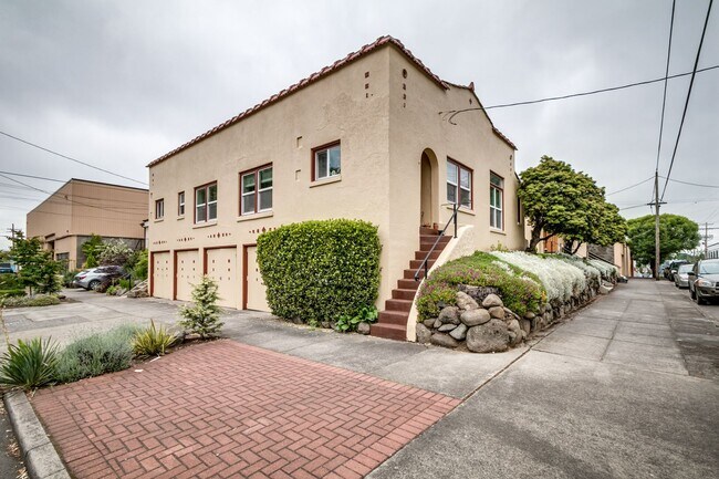 Foto del edificio - 1029 NE 31st Ave