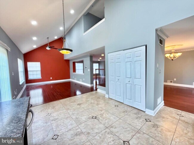 Foto del edificio - 37 Richards Rd