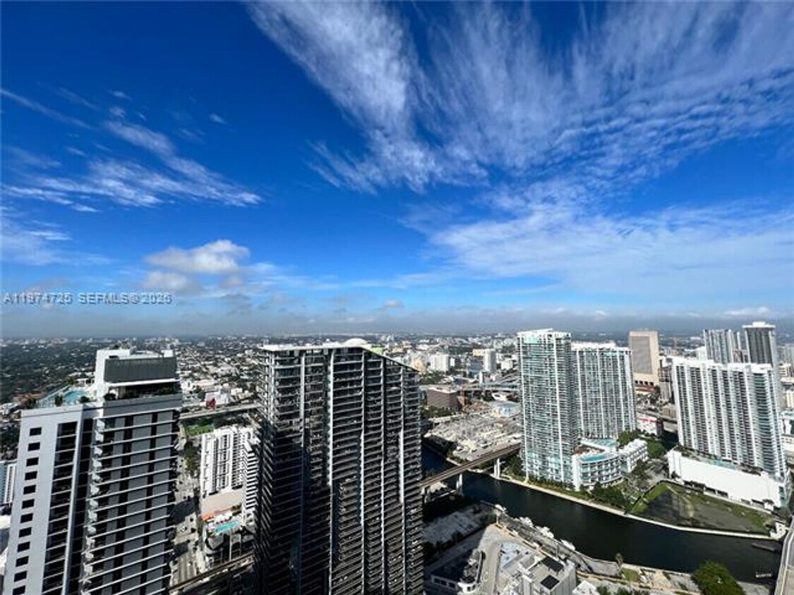 Photo - 801 S Miami Ave # 5309 (A11974725)