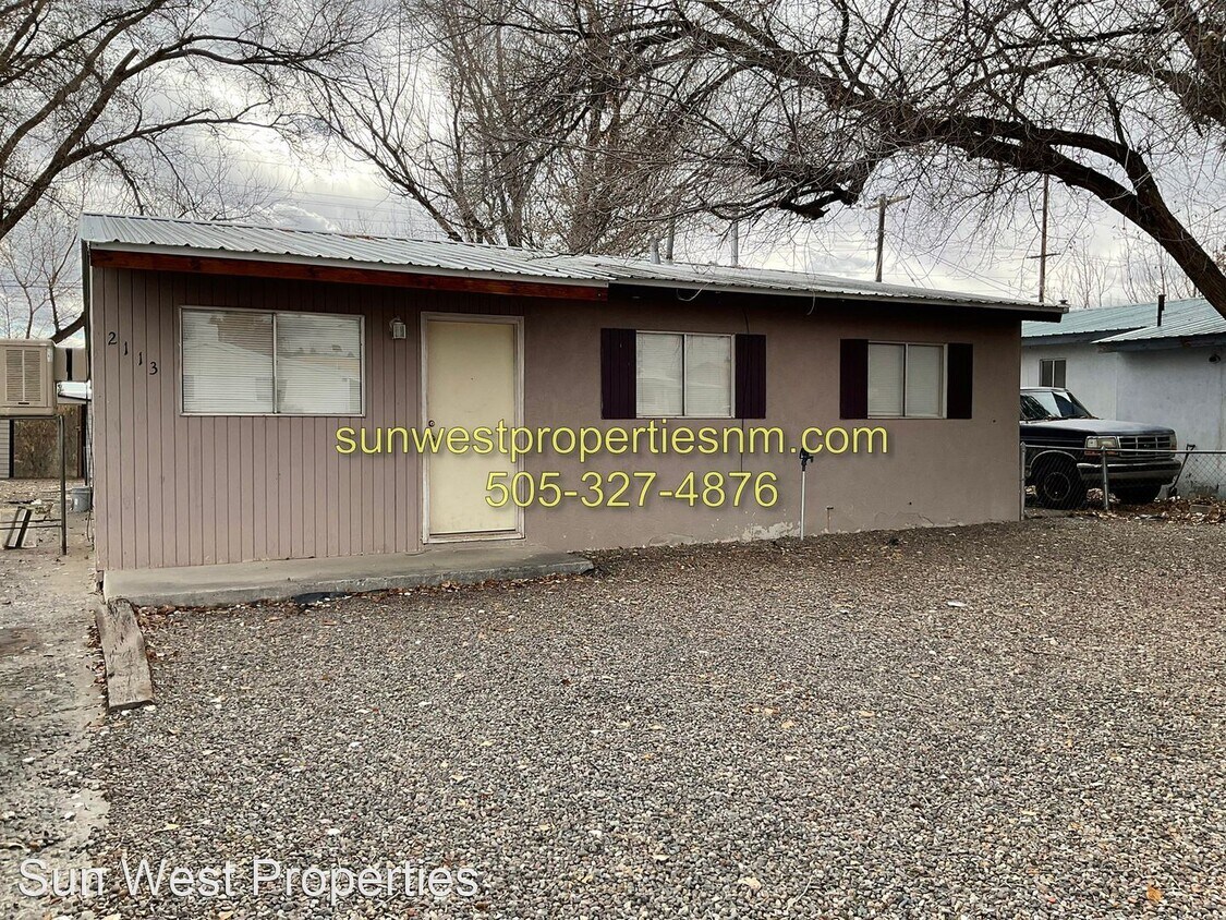 3 br, 1 bath House 2113 Joy Lynn St. House Rental in Bloomfield, NM