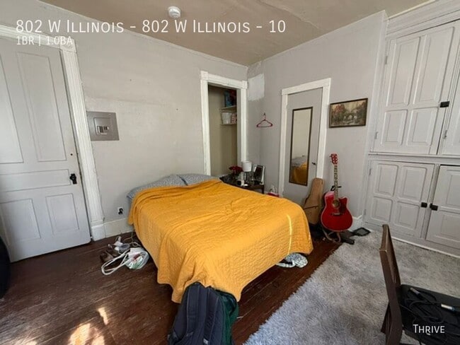 Building Photo - 802 W Illinois St