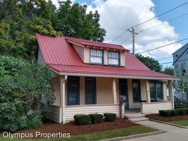 Building Photo - 4 br, 2 bath Room For Rent - 414 N Grant St