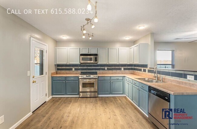 Building Photo - 3BR/2BA with Fenced Yard in South Williams...