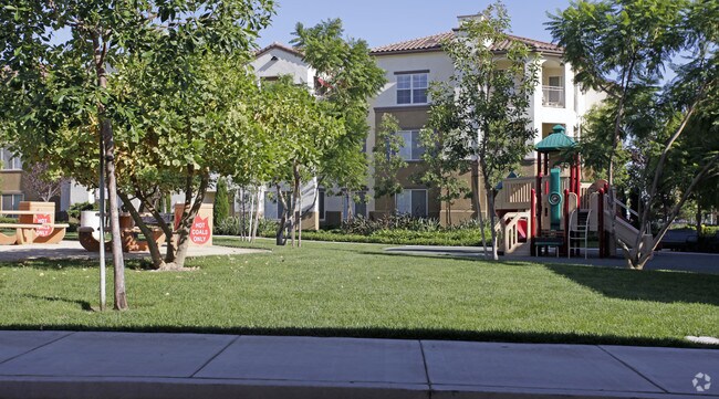 Camden Landmark - Landara Apartments