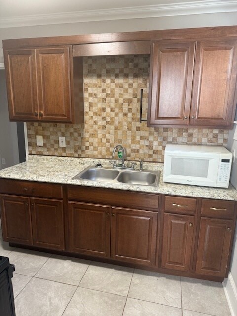 Foto del edificio - 22 Ridgeway Dr