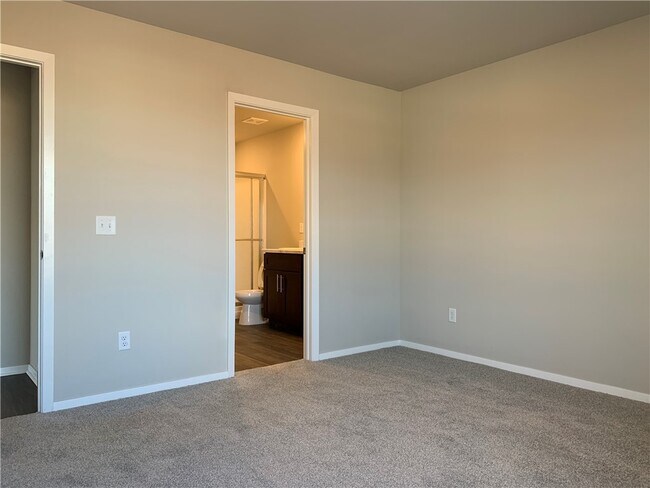 Foto del edificio - 2525 E Fox Mdw St