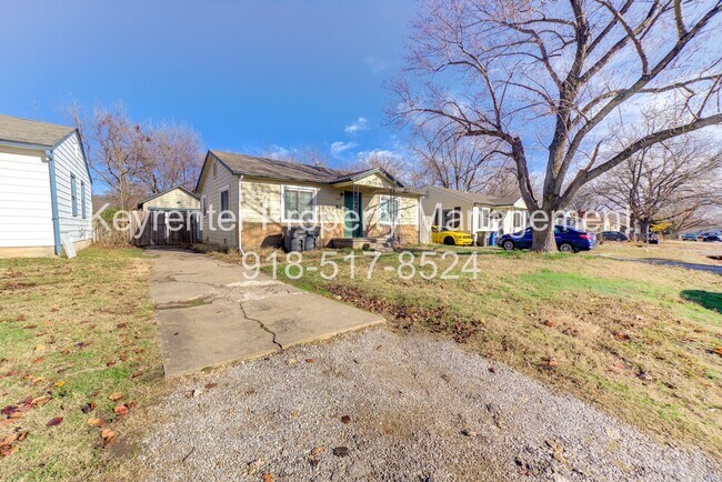 Foto del edificio - Gorgeous 2 Bedroom West Tulsa Home!