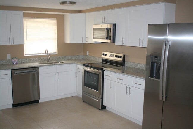 Foto del edificio - Updated 2 bed 1 bath