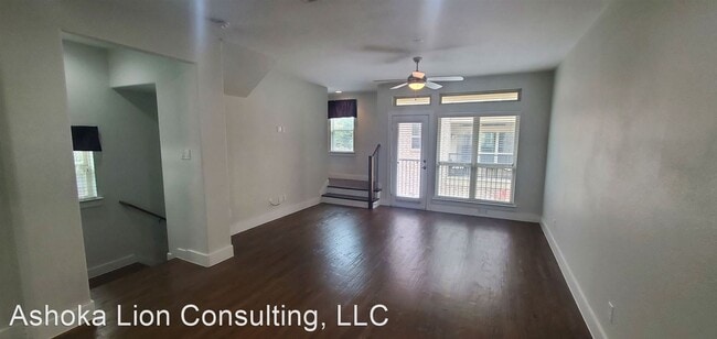 Building Photo - 2 br, 2.5 bath House - 1303 Palm Springs Ln