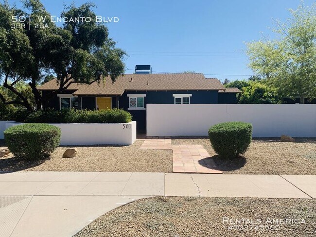 Building Photo - 501 W Encanto Blvd