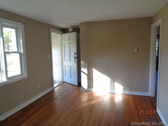 Building Photo - 52 Willowbrook Rd
