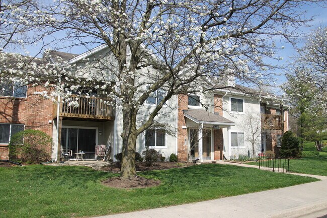 Building Photo - 1411 Lake Pointe Way
