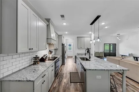 Foto del edificio - 1021 Windsor Creek Dr