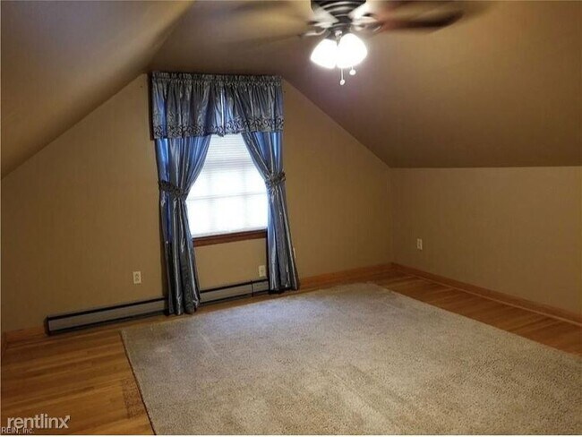 Building Photo - 3 br, 1 bath House - 16 Mcdonald Rd