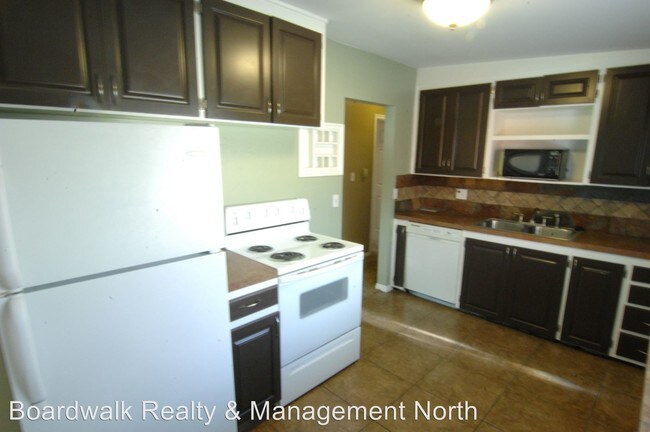 Building Photo - 3 br, 1 bath House - 260 Hawthorne St
