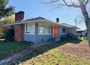 Building Photo - 2317 Holman St