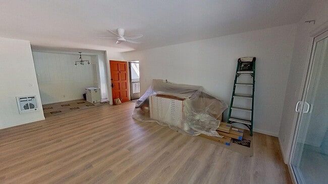 Building Photo - Amazing One Bedroom/ One Bath La Goleta Condo