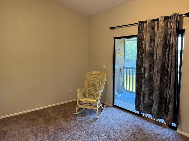 Building Photo - 1828 Foxhall Cir