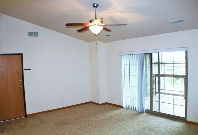 Foto del edificio - $1,325 | 2 Bedroom, 2 Bathroom Condo | Pet Negotiable | Available for August 1st, 2026 Move In!