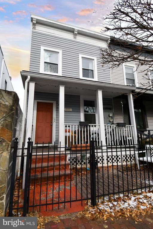 Foto del edificio - 737 Morton St NW