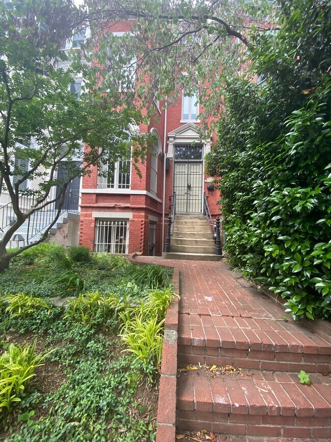 Foto del edificio - 1507 R St NW