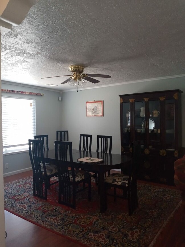 Foto del edificio - RIO RANCHO-FOUR BEDROOM HOUSE-Furnished