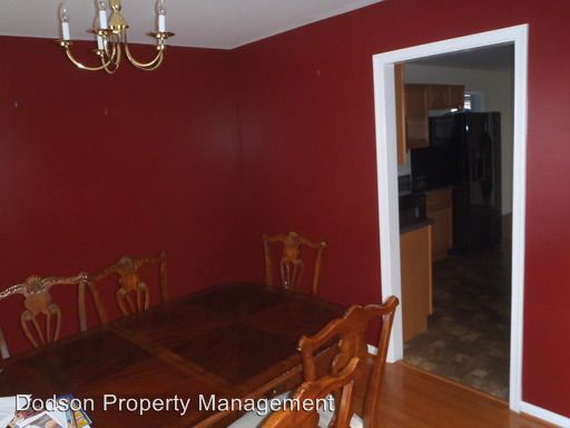 Building Photo - 1337 Woodside Mews