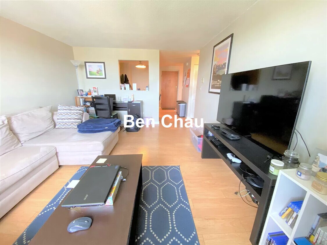 Foto principal - 94 Beacon St