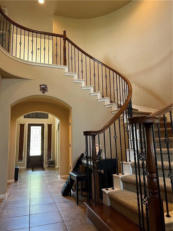 Building Photo - 9509 Lisi Anne Dr