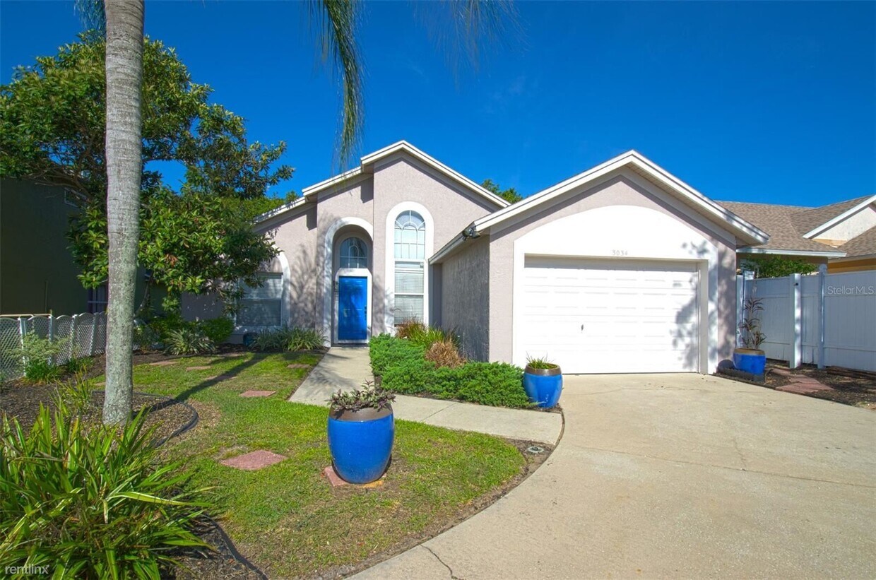 3 br, 2 bath House 3034 Bloomsbury Drive House for Rent in