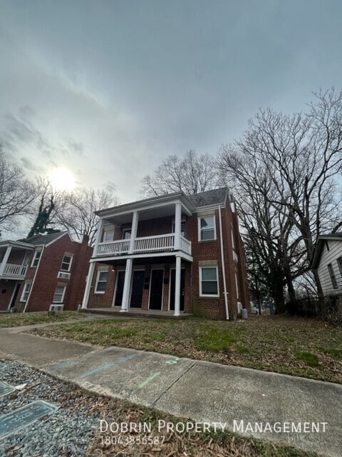 Building Photo - 1721 Blair St