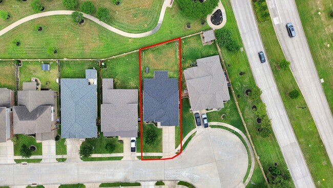 Foto del edificio - 15210 Paxton Landing Ln