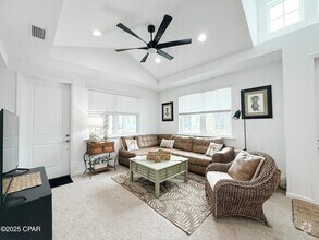 Building Photo - 8734 Sand dollar Dr