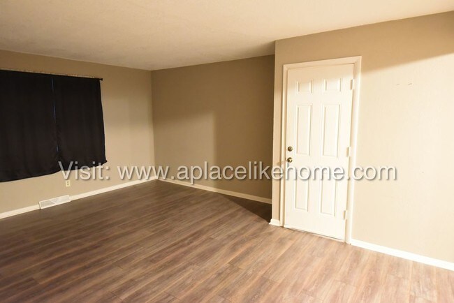 Building Photo - 1603 N 63rd Place Kansas City KS 66102