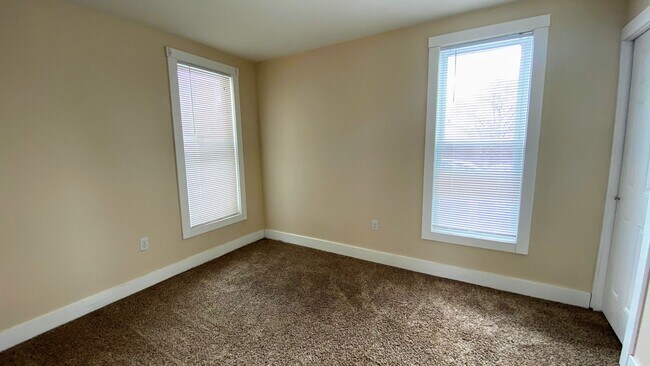 Foto del edificio - 1224 Plainfield Ave NE