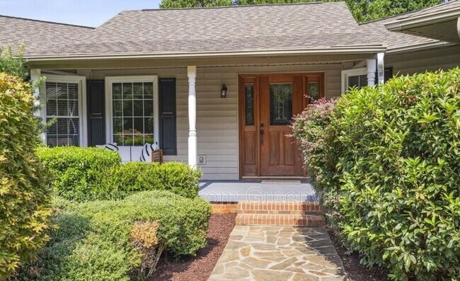 Foto del edificio - 1016 Old Boiling Springs Rd