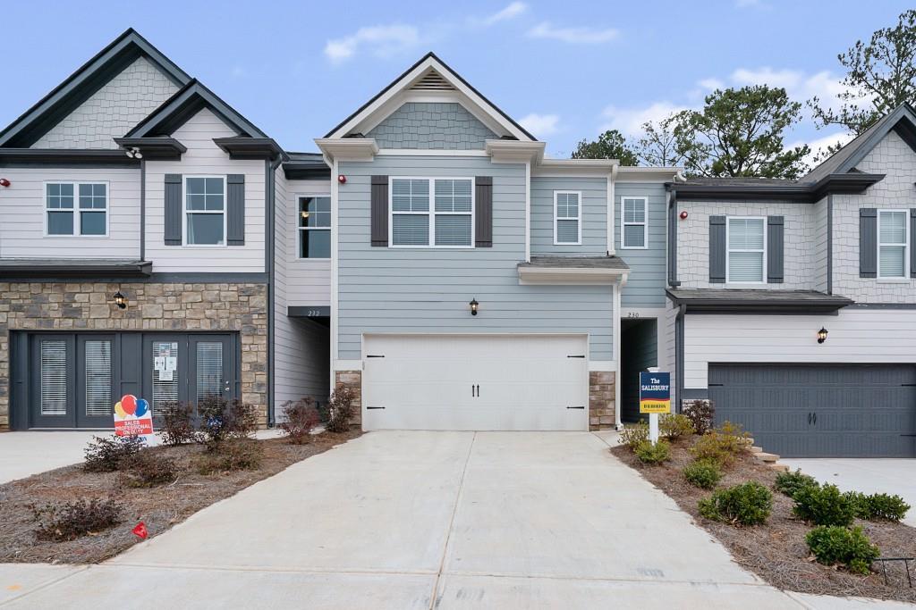 Foto principal - 230 Lower Pheasant Ln