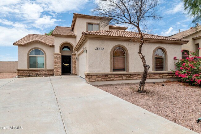 Foto del edificio - 15628 N 156th Ln