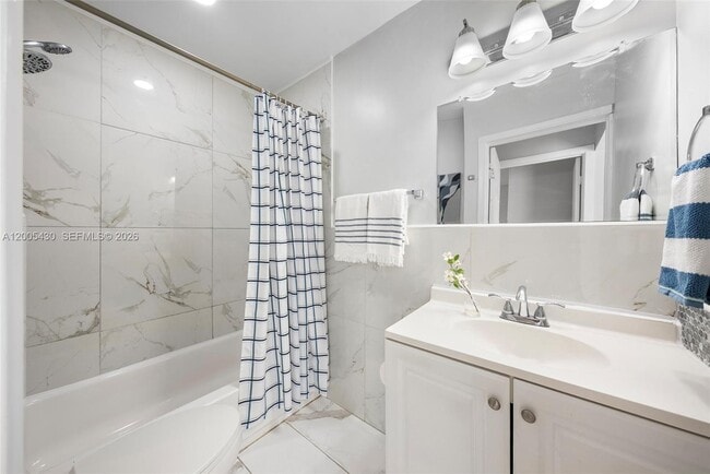 Foto del edificio - 31 NW 108th Ct
